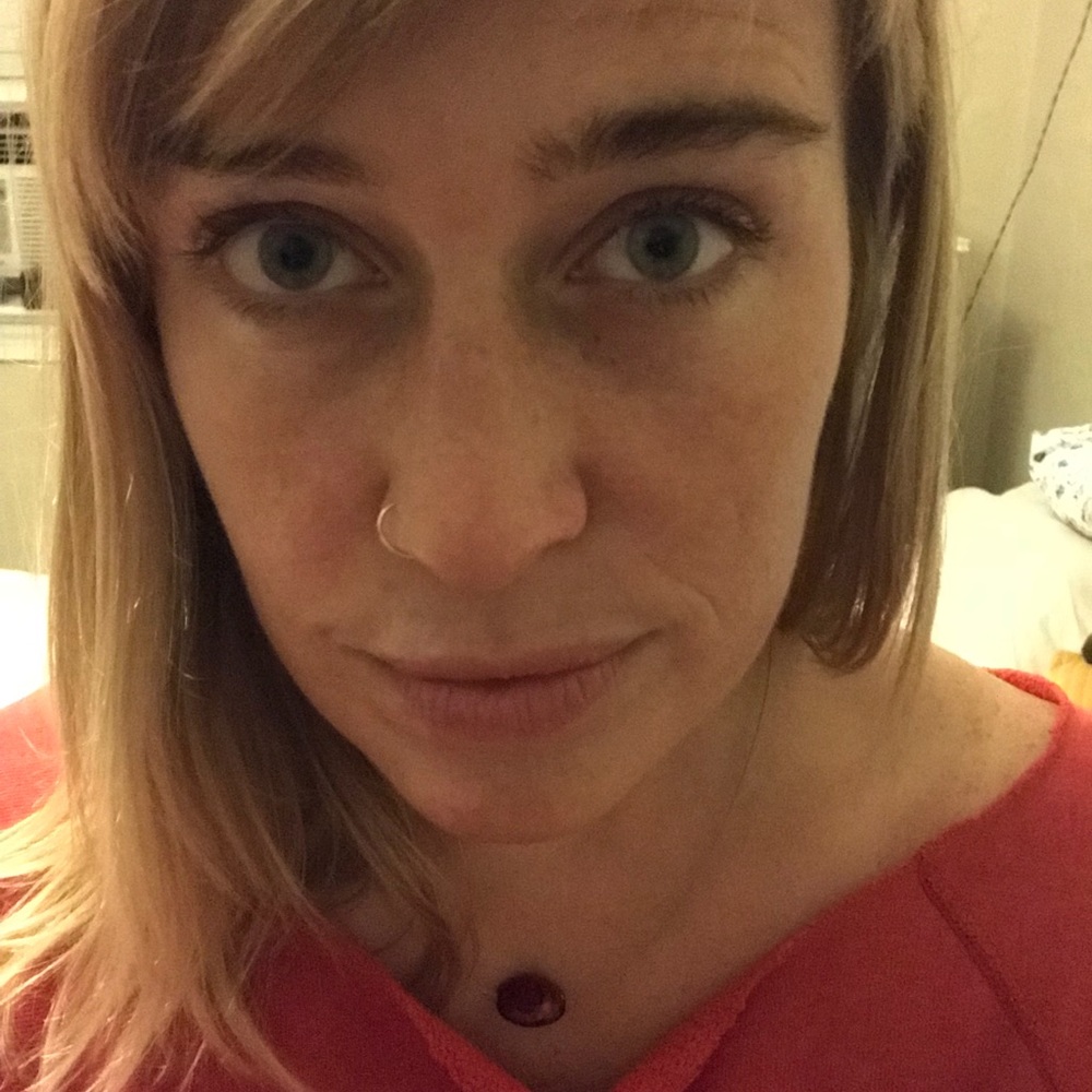 Meet your Posher, Megan.